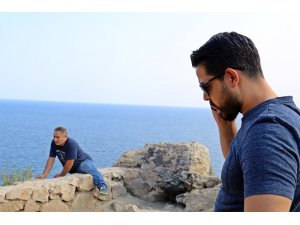 İntihara inandırmak için ana haber bültenine çıkmak istedi