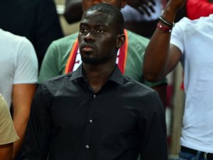 Ndiaye tribünde