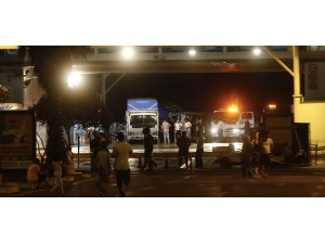 Feribotta kamyonetin devrilmesi