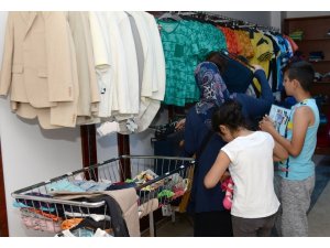 Bayram boyunca mobil alışverişte okul gereçleri liste başında