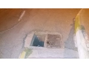 Kapağı bulunmayan rogar çukuru tehlike saçıyor