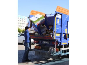 Atık kağıtla ayda 13 bin ağacın kesilmesi önleniyor