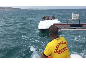 Deniz bisikletiyle açıldılar, ölümle burun buruna geldiler