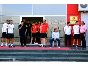 Eskişehirspor'da futbolcular antrenmana çıkmadı