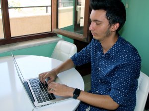 Lise öğrencisi Apple'ın yeni bir güvenlik açığını buldu