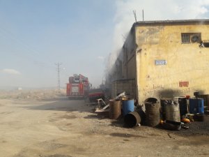 Kahramanmaraş’ta pamuk deposunda yangın