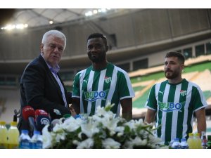 Bursaspor’un imza töreninde olay!