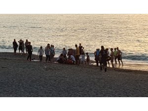 Boğulma tehlikesi geçiren genç kadın ölümden döndü