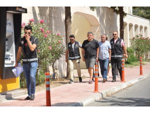 İnsan kaçakçıları suç üstü yakalandı