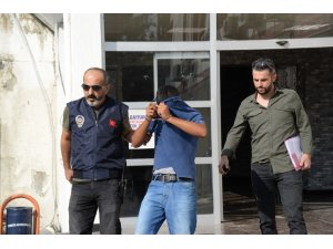 Mersin’de silahla gasp yaptığı iddia edilen şahıs gözaltına alındı