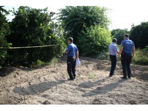 Adana'da bahçede gömülü ceset bulundu