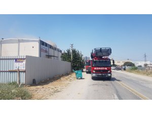 Denizli'de mobilya atölyesinde yangın