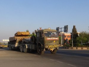 Menbiç ile Tel Rıfat bölgesine sevkiyat sürüyor