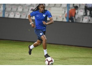 BB Erzurumspor, Medipol Başakşehir karşısında ilk galibiyetini almak istiyor