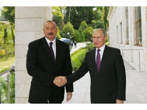 Azerbaycan Cumhurbaşkanı Aliyev Putin'le görüştü