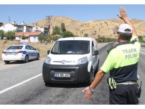 Elazığ emniyetinden, emniyet kemeri uyarısı