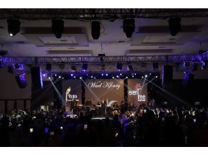 Lübnanlı sanatçı Wael Kfoury, hayranlarıyla buluştu