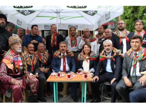 Başkan Destici Yörük etkinliklerinde vatandaşlarla buluştu