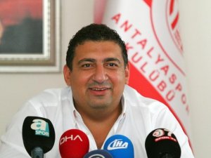 (Düzeltme) Ali Şafak Öztürk: “Antalyaspor, Avrupa’da oynayacak takım haline gelecek”