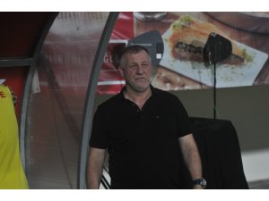 Mesut Bakkal: ”İlk galibiyetimiz aldık, amacımız devam etmek”