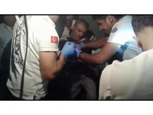 Yüksekten düşen işçinin kalçasına demir çubuk saplandı