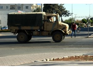 Suriye’ye askeri sevkiyat sürüyor