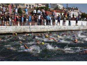Sakin Şehir Eğirdir’de triatlon heyecanı