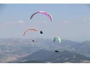 Yamaç Paraşütü Dünya Kupası Hazırlık Yarışması