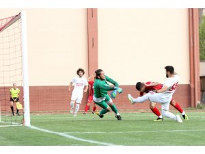 TFF 2. Lig Beyaz Grup: Kastamonuspor 1966: 0 - Sancaktepe Belediyespor: 1
