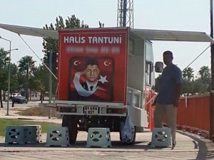 Şehit Halisdemir’in fotoğrafı ve adıyla tantuni satan kişi tepki çekti