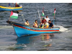 İsrail’in ablukasını kırmak için onlarca tekne Gazze Limanı’ndan yola çıktı