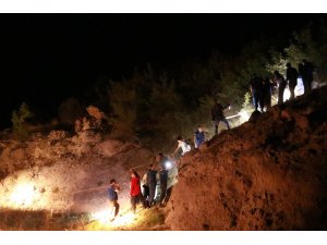 Bolu’da, uçurumda mahsur kalan kadın 12 saatte kurtarılabildi
