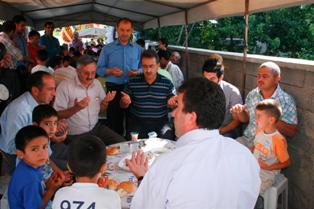 Hançerli düğün ziyaretlerinde