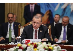 Erdoğan’dan Türk devletlerine: “Kendi para birimlerimizle ticaret yapılması seçeneği üzerinde yoğunlaşmayı öneriyoruz”
