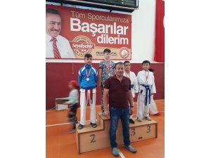 Konya Karate Şampiyonası Seydişehir'de yapıldı