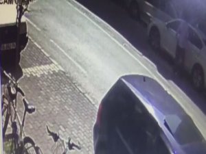 Bursa’da akıl almaz kapkaç kameraya yansıdı