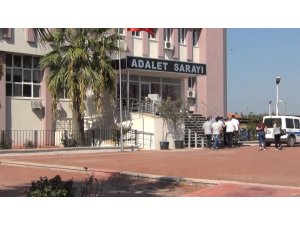 Ayvalık’ta 4 FETÖ’cü ile onlara yardım eden şahıs tutuklandı