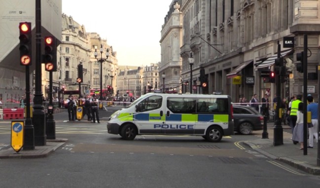 BBC binası önünde bomba alarmı