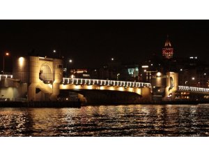 Galata Köprüsü trafiğe kapatıldı