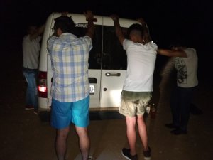 Datça’da 23 kaçak ve 4 organizatör yakalandı