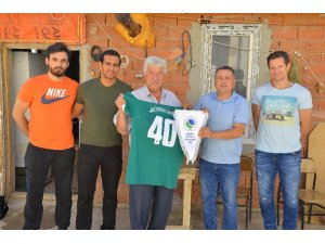 KAEÜ’si Süper Lige çıkan Hentbol Takımına destek bekliyor