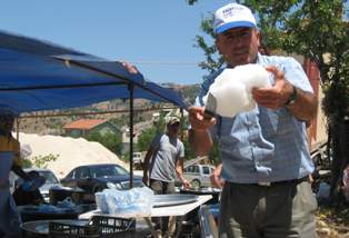 kar, yazın yemek sofralarında tüketiliyor