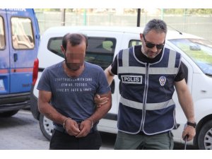 Tuvaletteki röntgenciyi vatandaş yakaladı