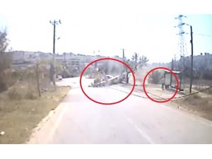 2 kişinin öldüğü kaza güvenlik kamerasına yansıdı