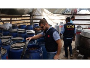 Serada ürettikleri sahte içkiler çalınmasın diye kamera taktırmışlar