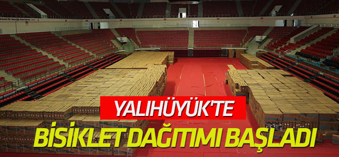 Yalıhüyük'te bisiklet dağıtımı başladı