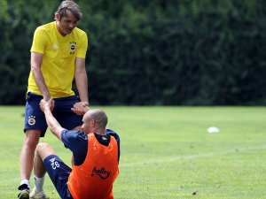 Fenerbahçe'de hazırlıklar sürüyor