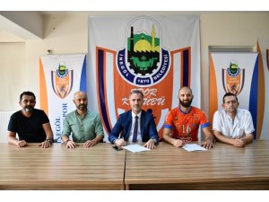 İnegöl Belediyespor Vojin Caciç’i transfer etti