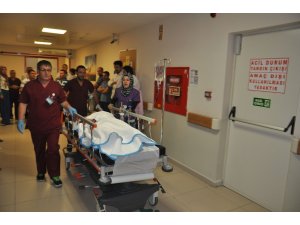 Salıncak ipi canından ediyordu