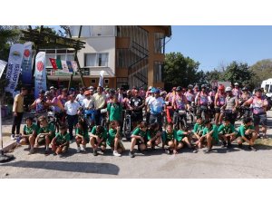 Bisiklet tutkunları ’pedalda engel yok’ sloganı ile 450 kilometre pedal çevirecek